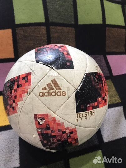 Футбольный мяч adidas telstar fifa 2018