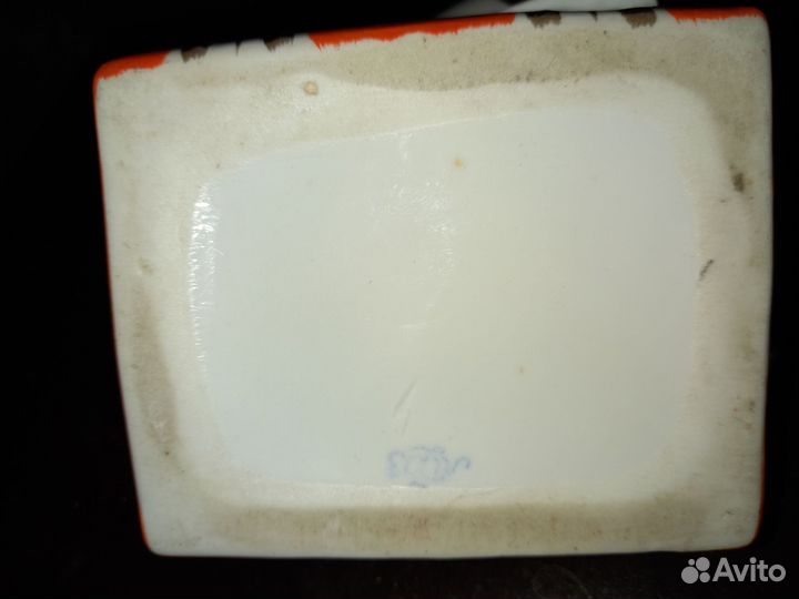 Фарфоровые статуэтки лфз