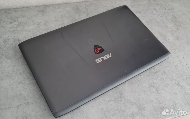 Игровой ноутбук 17.3 asus ROG