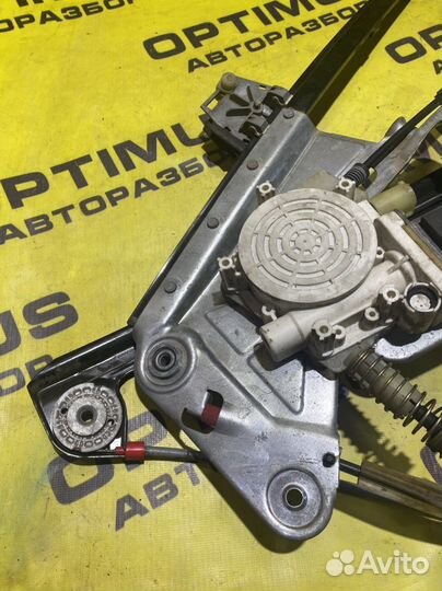 Передний правый стеклоподъемник BMW E-39