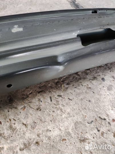 Усилитель бампера задний Nissan X-Trail T32 T32