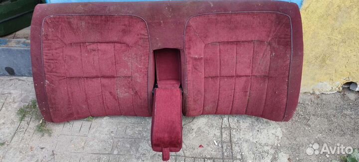 Заднее сиденье от Dodge dynasty