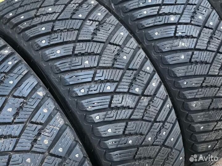 Goodyear UltraGrip Ice 195/60 R15