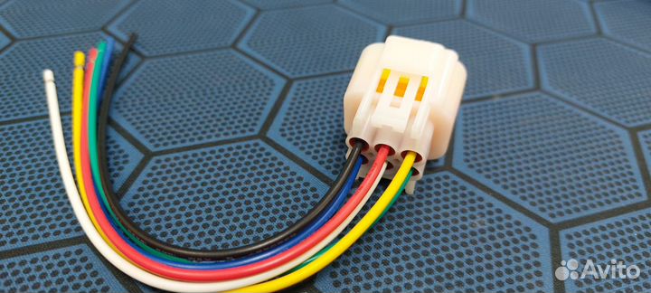 Разъем (фишка) заднего фонаря isuzu 6PIN с провода