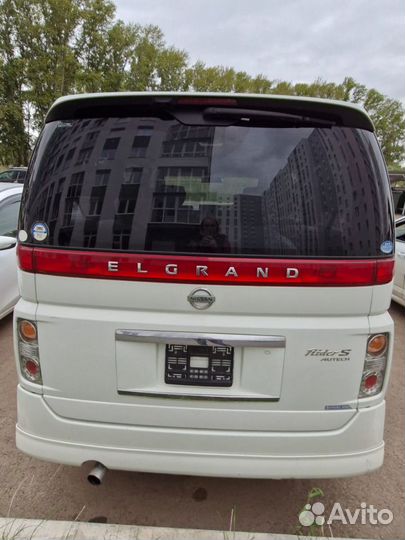 Nissan Elgrand 3.5 AT, 2002, 205 000 км