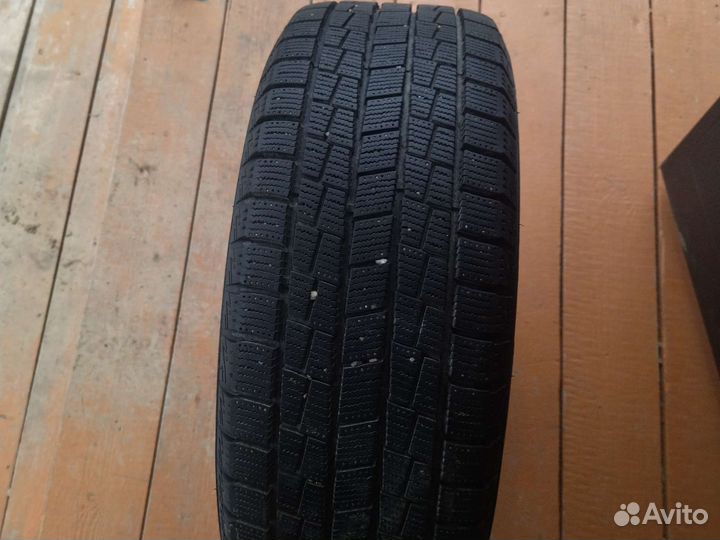 Goform W705 215/60 R16