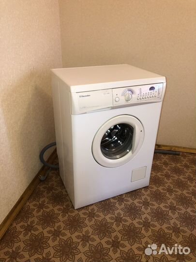 Стиральная машина electrolux ews1046