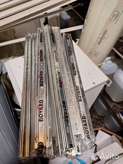 Направляющие для ящиков с доводчиком