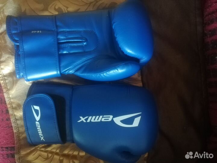 Боксерские перчатки 14 oz