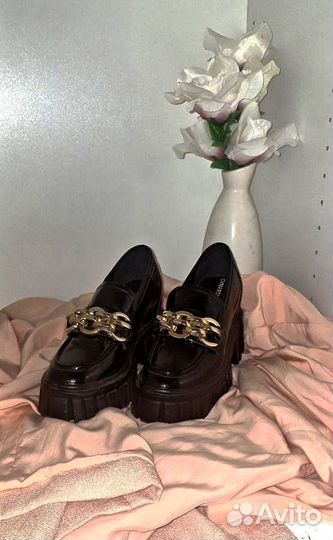 Лоферы женские