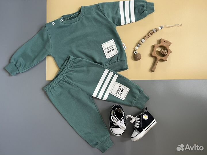Детский костюм (комплект) 62 68 с кедами