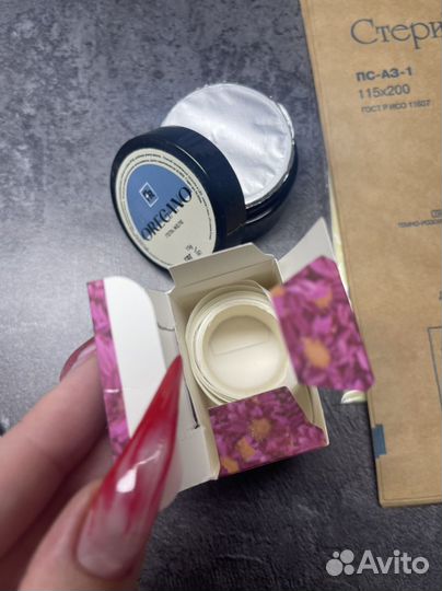 Расходники и косметика для педикюра и маникюра