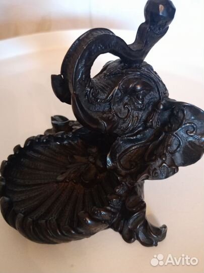 Красивая статуэтка слон- пепельница из Тайланда