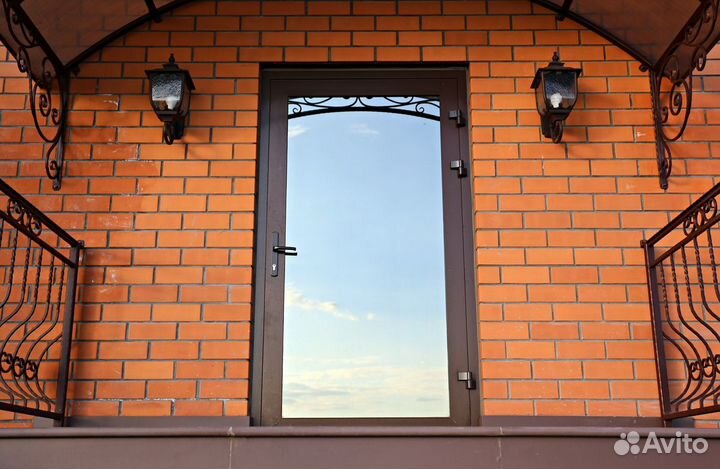 Алюминиевая входная теплая дверь