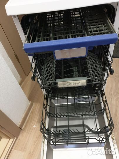 Посудомоечная машина Midea