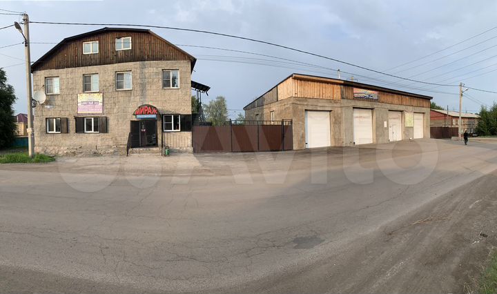 Дом 500 м² на участке 30 сот.