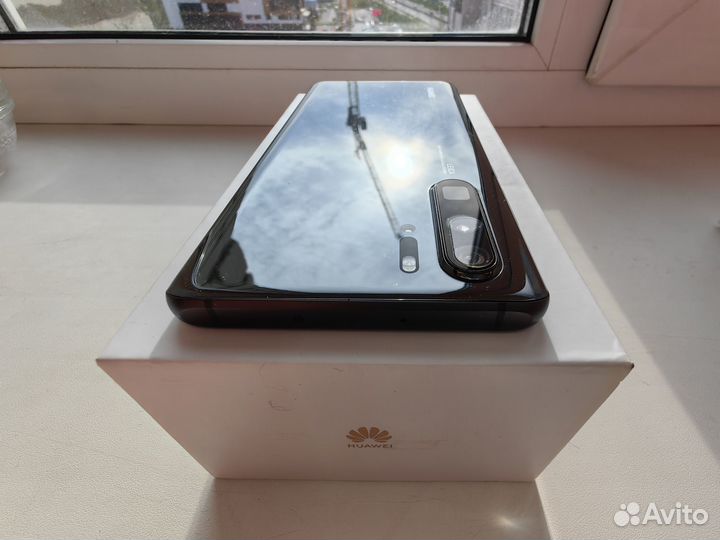 HUAWEI P30 Pro, 8/256 ГБ