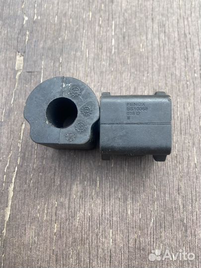 Втулка стабилизатора передняя, d16 VW Polo Sedan