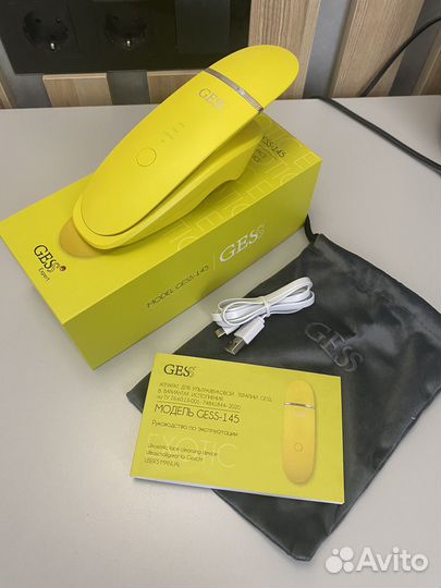 Аппарат для ультразвуковой чистки лица Gess exotic