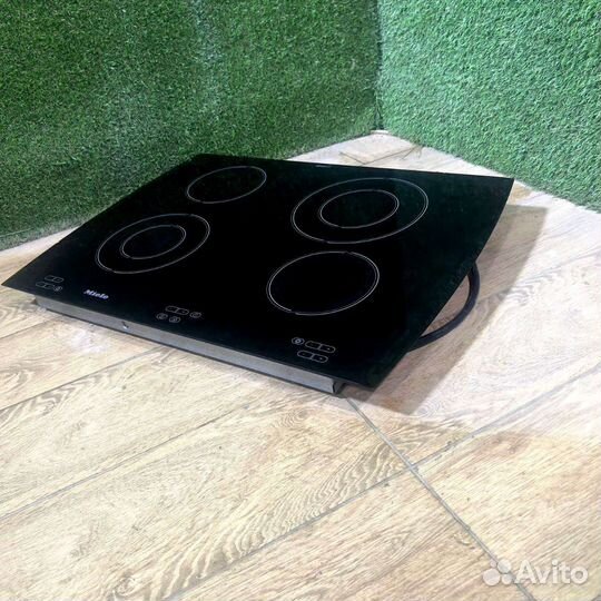 Стеклокерамическая варочная панель б/у Miele