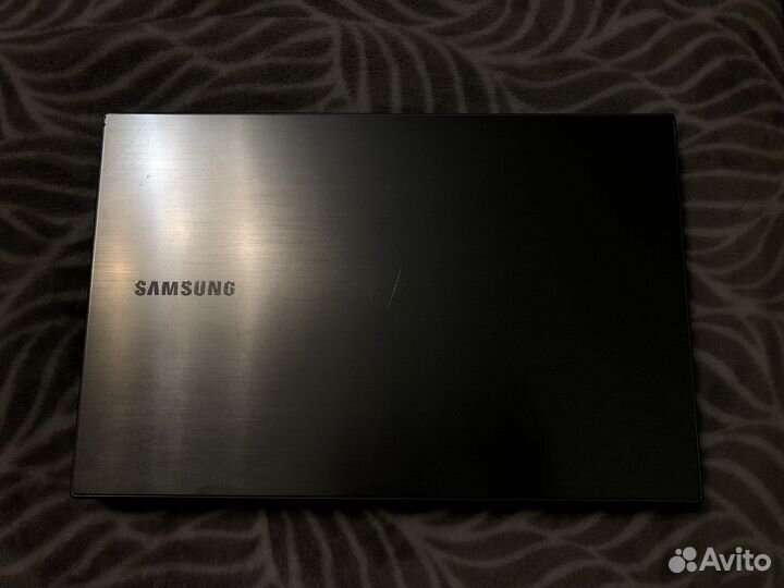 Ноутбук samsung np300v5a