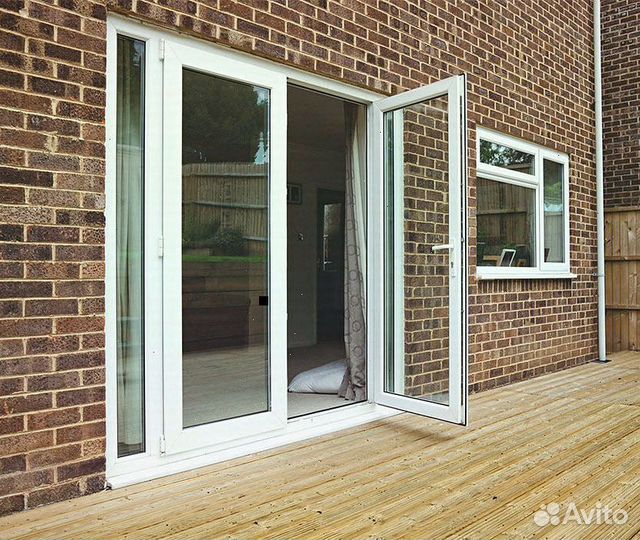 Пластиковые двери