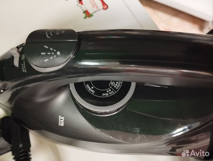 Утюг Royal wellfort RSI 0124 тм06