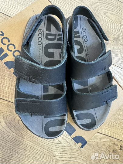 Сандалии Ecco Cozmo 27