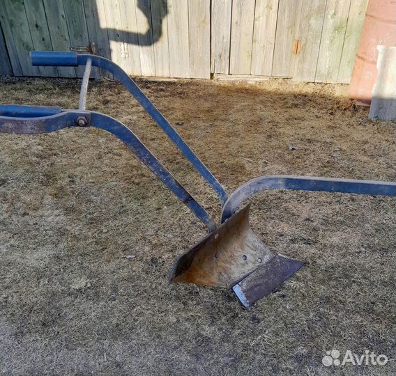 Конный плуг