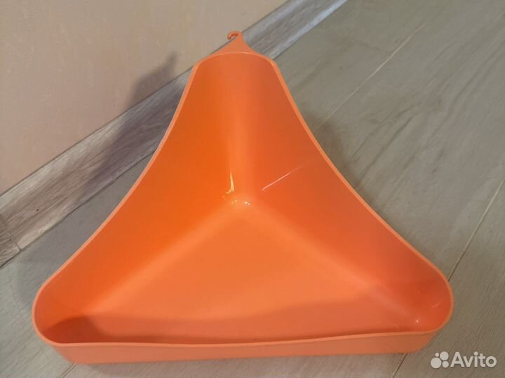 Лоток угловой