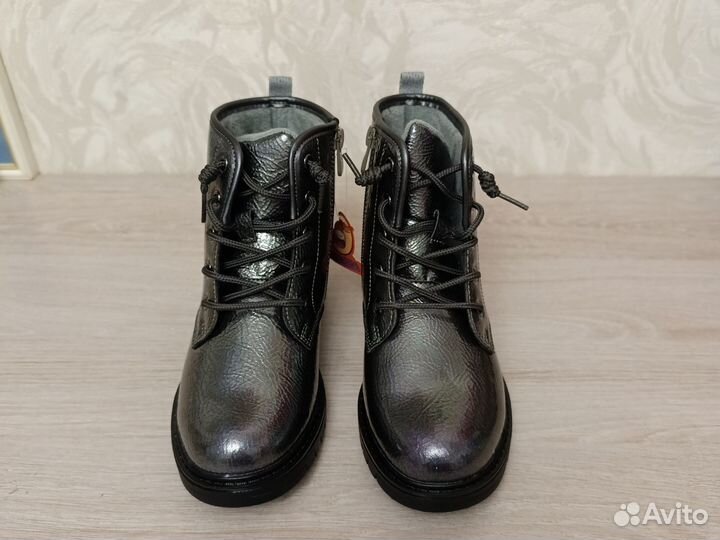 Ботинки демисезонные для девочки 32 размер