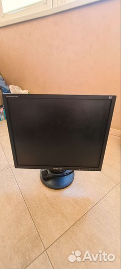Монитор Samsung 940b 19 дюймов