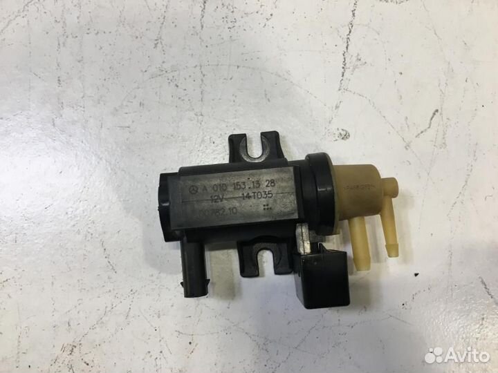 Клапан вакуумный Mercedes-Benz C-Class W205