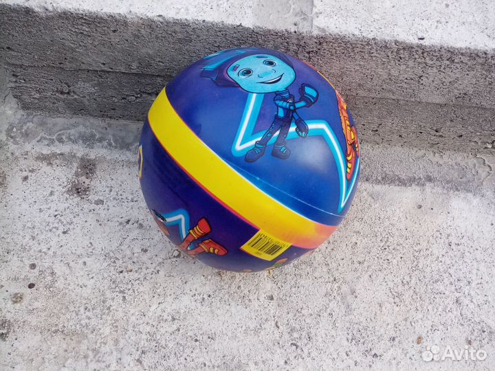 Мяч детский с фиксиками
