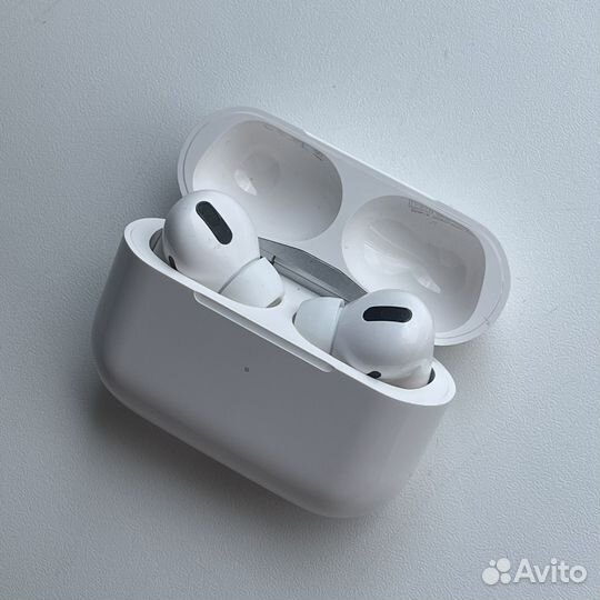 Airpods Pro 1 (+ кейс)