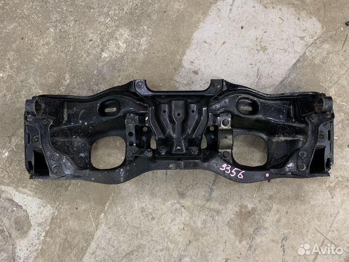 Передний подрамник subaru outback