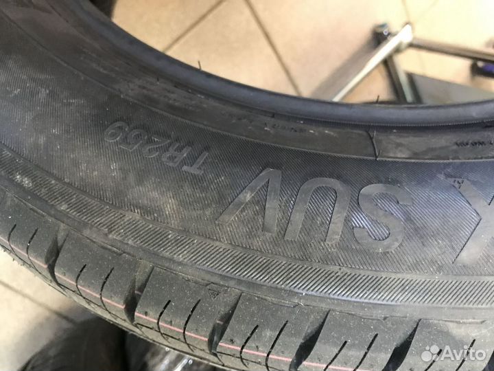 Triangle TR259 235/65 R18 106H