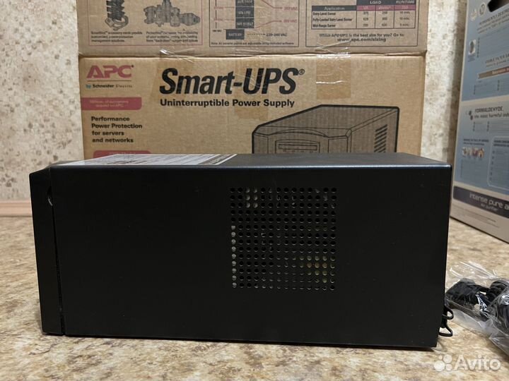 Ибп APC Smart UPS 750