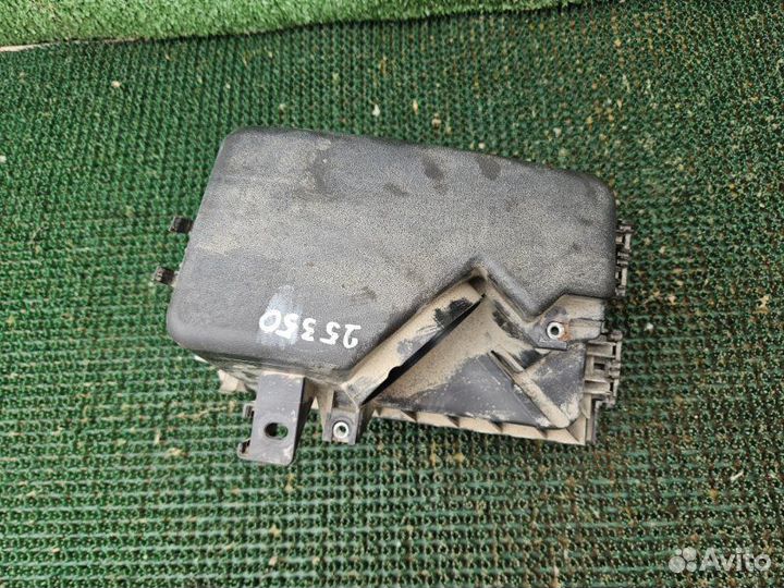 Корпус воздушного фильтра Toyota Corolla E140 1.6