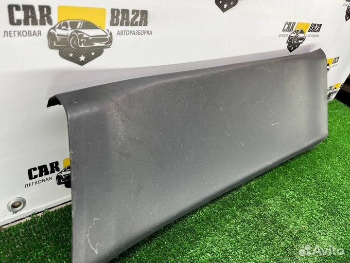 Обшивка стойки центральной левой L