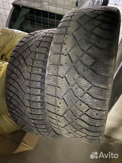 Nitto Therma Spike 215/55 R17 98T