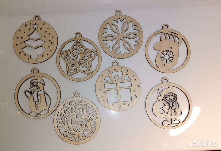 Елочные игрушки