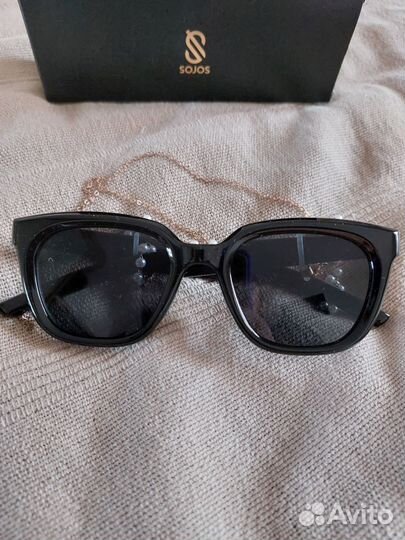 Солнцезащитные очки женские