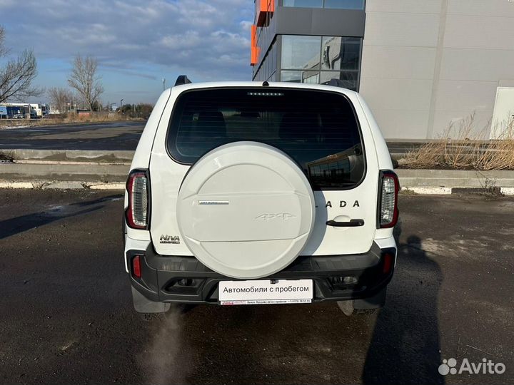 ВАЗ Niva Travel 1.7 МТ, 2022, 20 880 км