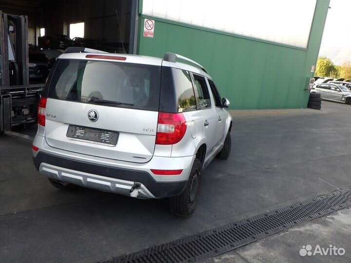 Накладка на порог skoda yeti 1 2015