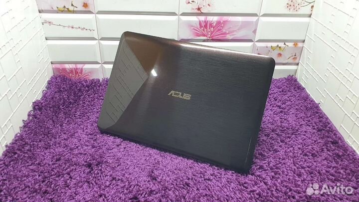 Ноутбук для работы и игр Lenovo Intel corei5 940mx