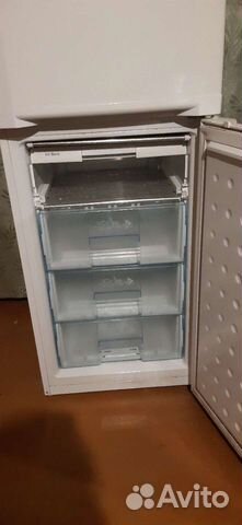 Холодильник, требует ремонта