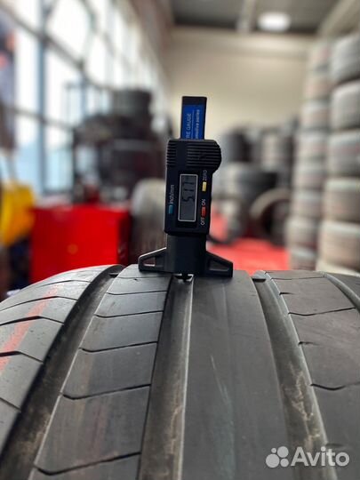 Pirelli P Zero PZ4 305/40 R20 112Y