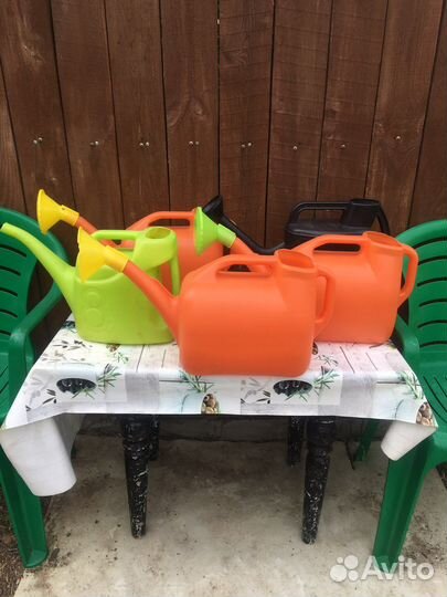 Лейка садовая