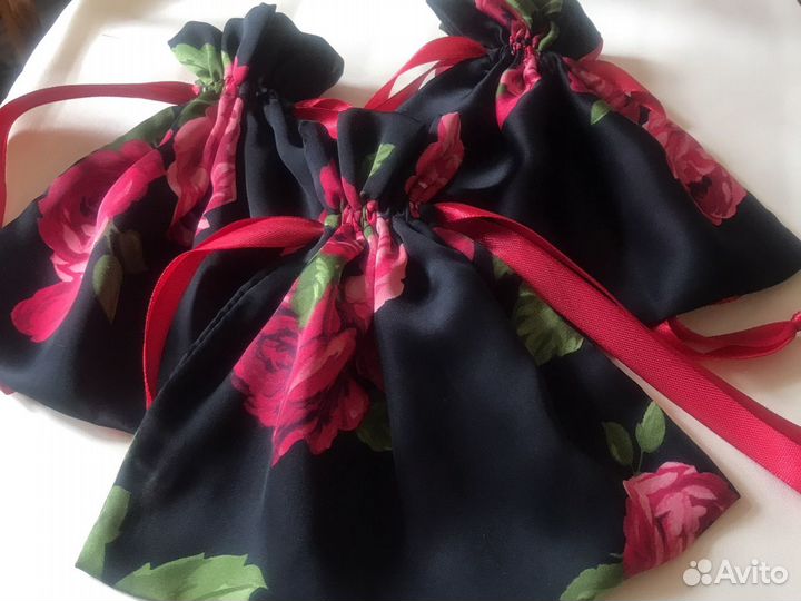 Праздничные нарядные мешочки из текстиля